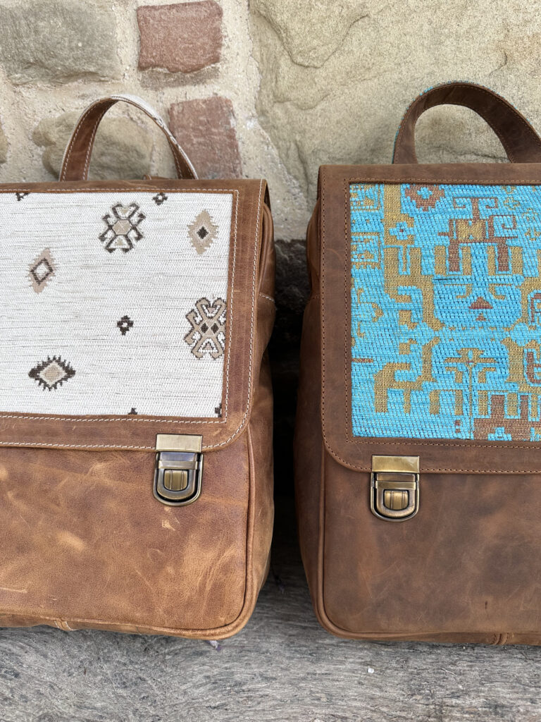 Cartella in pelle e kilim personalizzabile